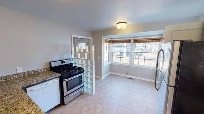 Photo - 218 E 33rd Pl