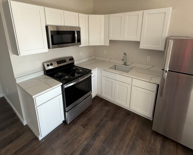 Photo - 23-39 Main St