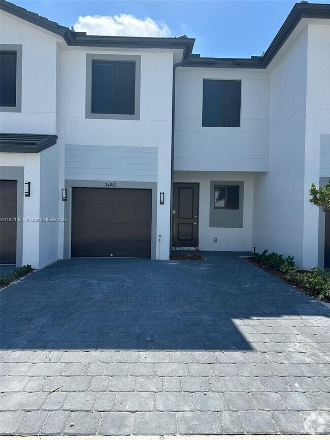 Building Photo - 34455 SW 191st Ave Rental