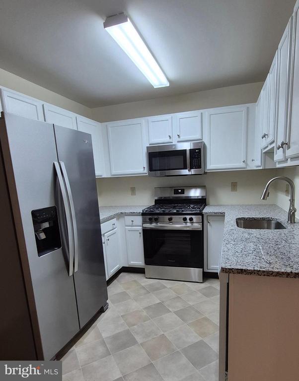 Photo - 904 Sweetwater Dr