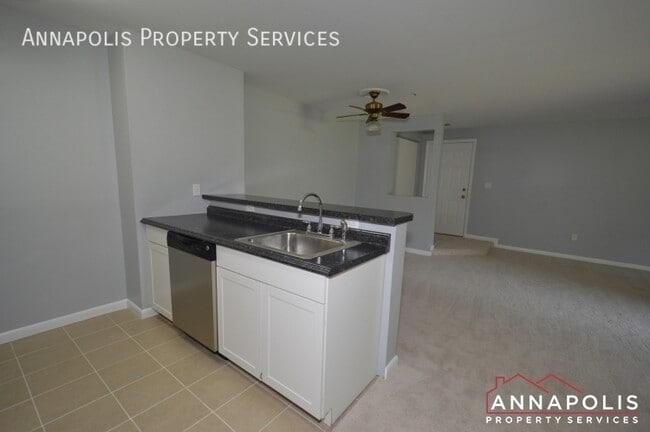 Photo - 10 Hearthstone Ct