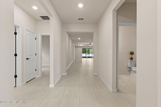 2817 Ivy Post Dr