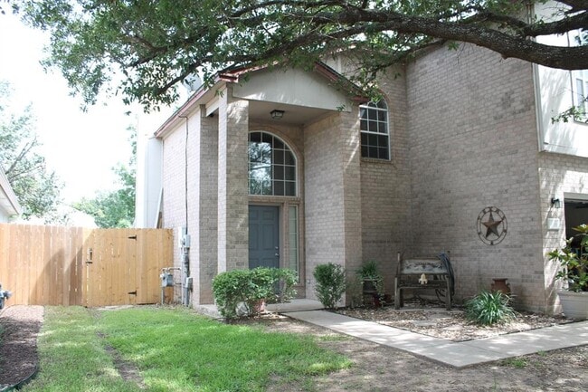 Building Photo - 311 Katy Crossing Rental
