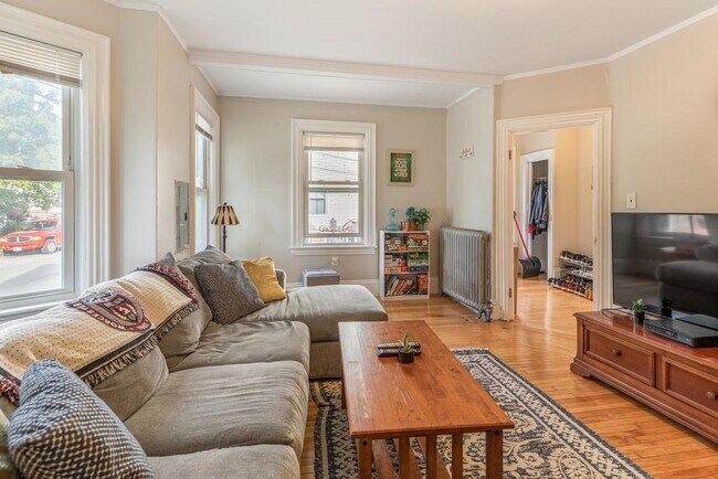Photo - 109 Chestnut St