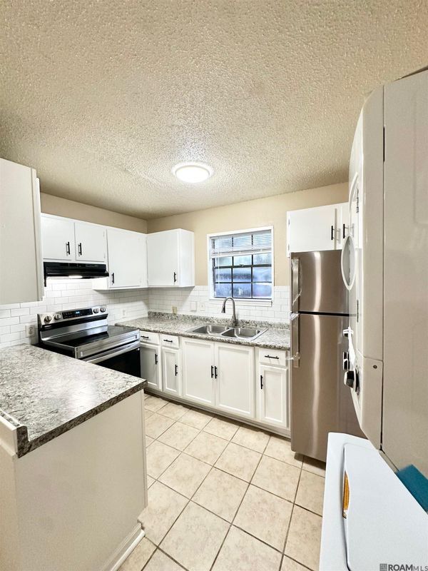 Photo - 3204 N Stevendale Rd Unidad A