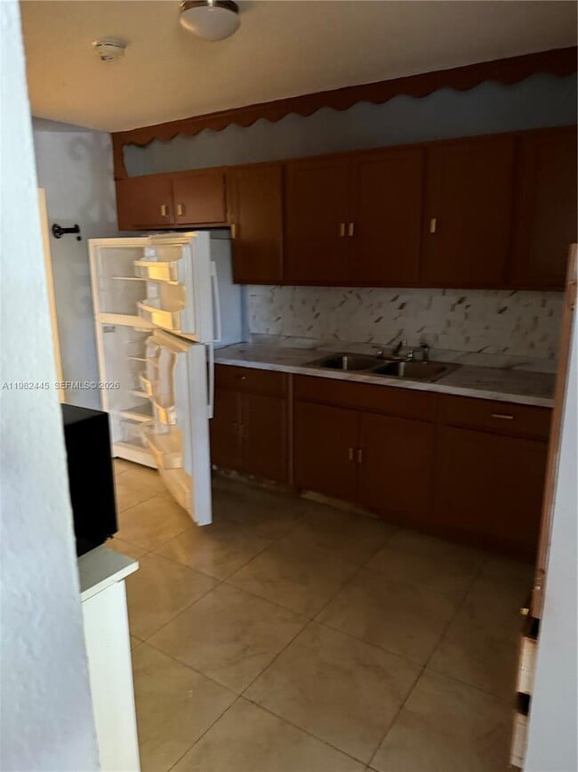 Photo - 18811 NW 24th Ave