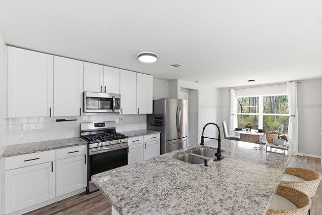 Photo - 8027 Dauntless Dr