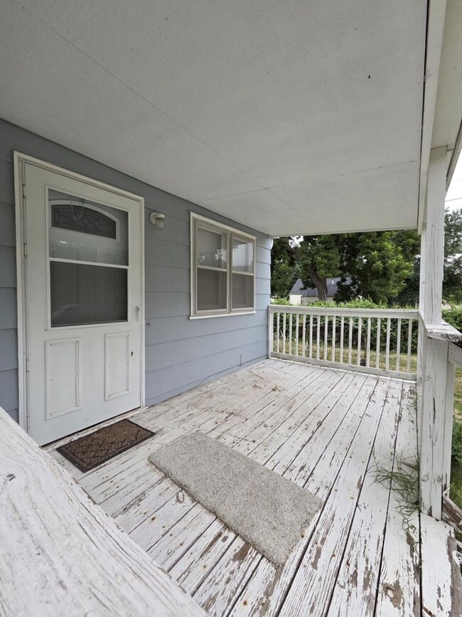 Photo - Spacious Home for Rent!