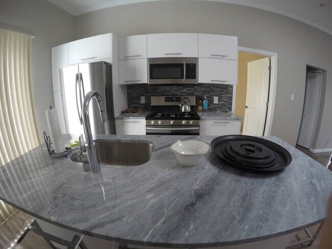 Photo - 142 20th St Unit 2nd Floor