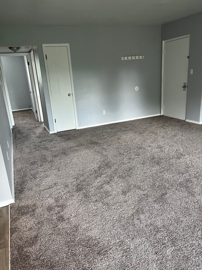 Entrance to apartment - 9 Evergreen Rd Unit Apartment #3B