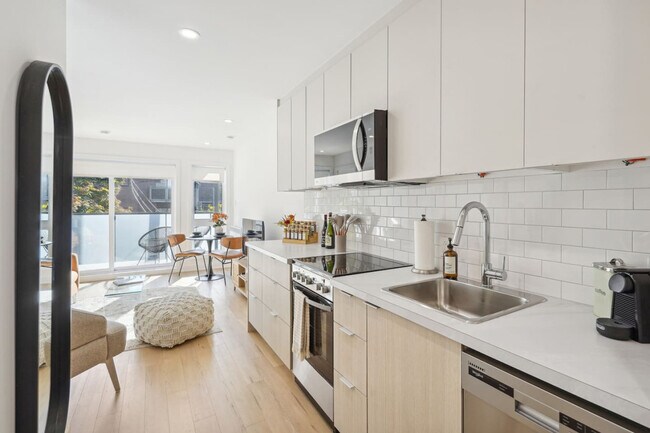 Photo - 2118 Rue Bercy Unit ID1061541P