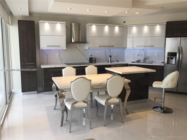 Photo - 16485 Collins Ave Unit 538