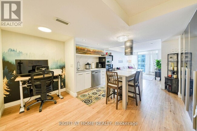 Photo - 38 Dan Leckie Way Unit 1016