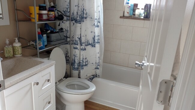 Photo - 1580 S Logan St