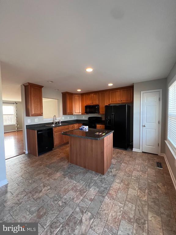 Photo - 1143 Mare St