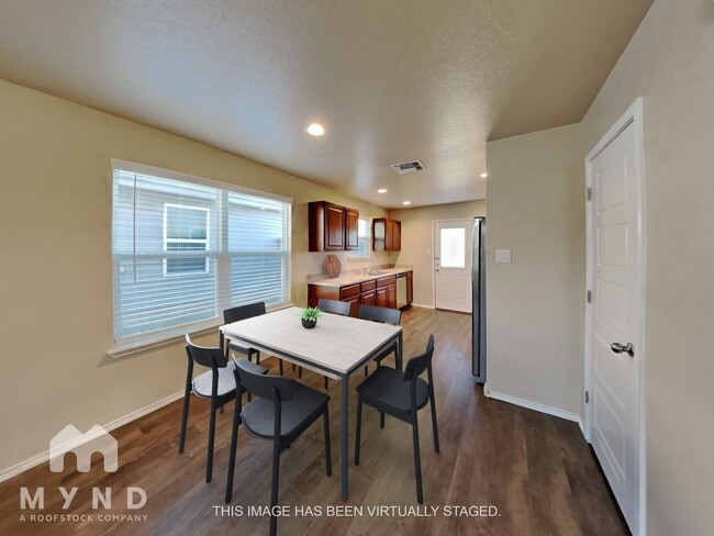 Photo - 3818 Colemans Run