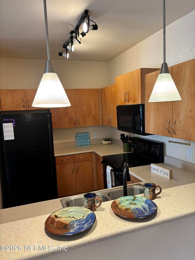 8290 GATE W Pky Unit 507