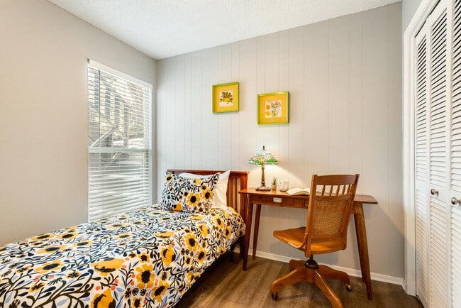 Photo - 2205 Spring Creek Dr Unit ID1054226P