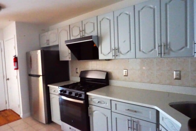 Photo - 342 Forrest St