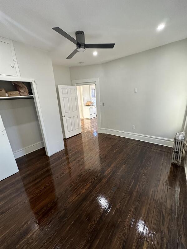 Photo - 115 N 5th Ave