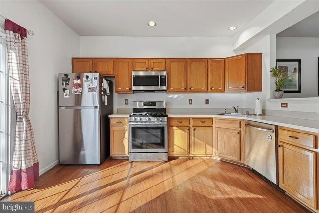 Photo - 15516 Three Otters Pl