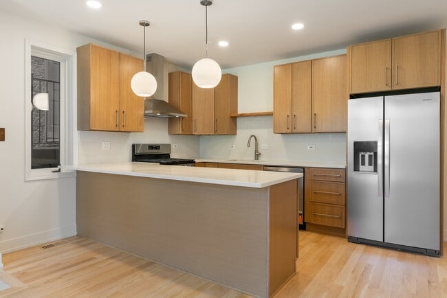Photo - 2955 W Wilcox St Unit 1