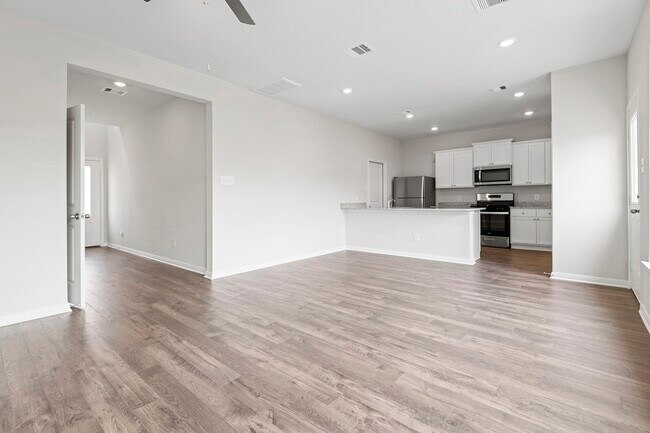 Photo - 23127 Glory Orchid Dr