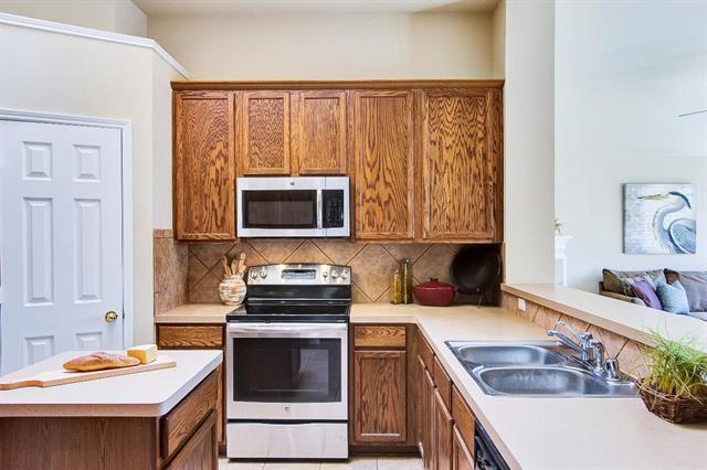Photo - 3108 Avery Ln