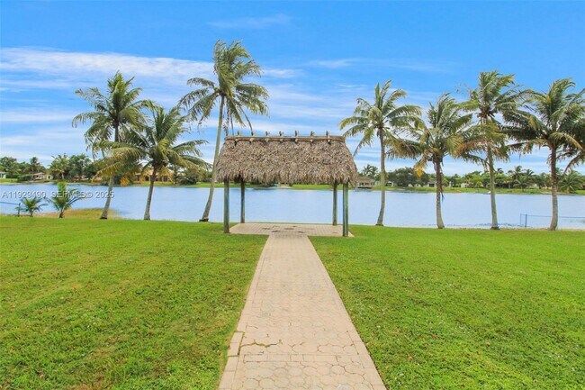 Photo - 10962 SW 117th St