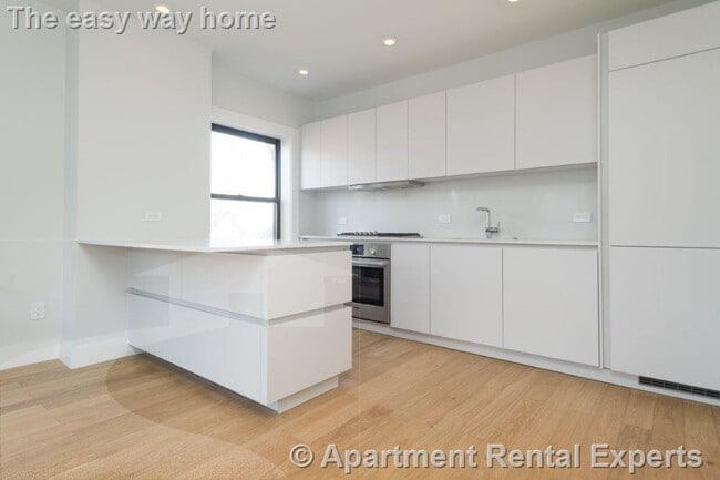 Building Photo - 123 Highland Ave Unit #29