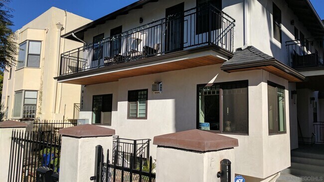Building Photo - 1647 Ninth Ave Rental