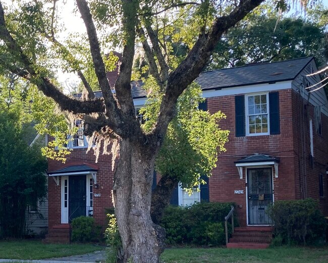 Photo - 2751 Oak St Unit 2751