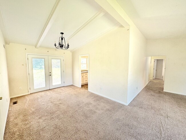 Photo - Spacious Central Living