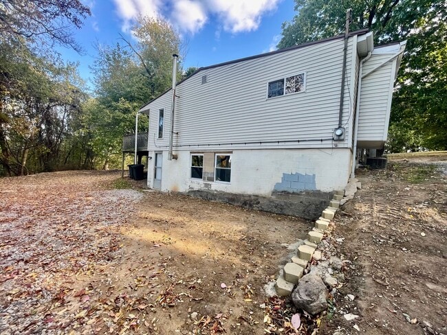 Photo - MUST SEE! 3 Bed 1 Bath Aliquippa PA