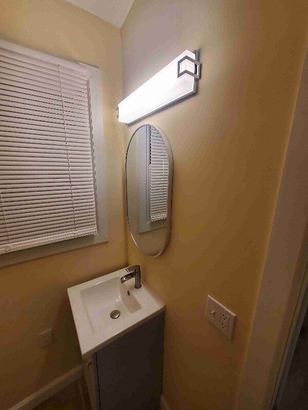 Photo - 626 Thomas St