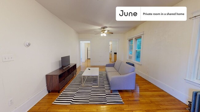 Photo - Room in Shared 3 bed/1 bath home Unidad A