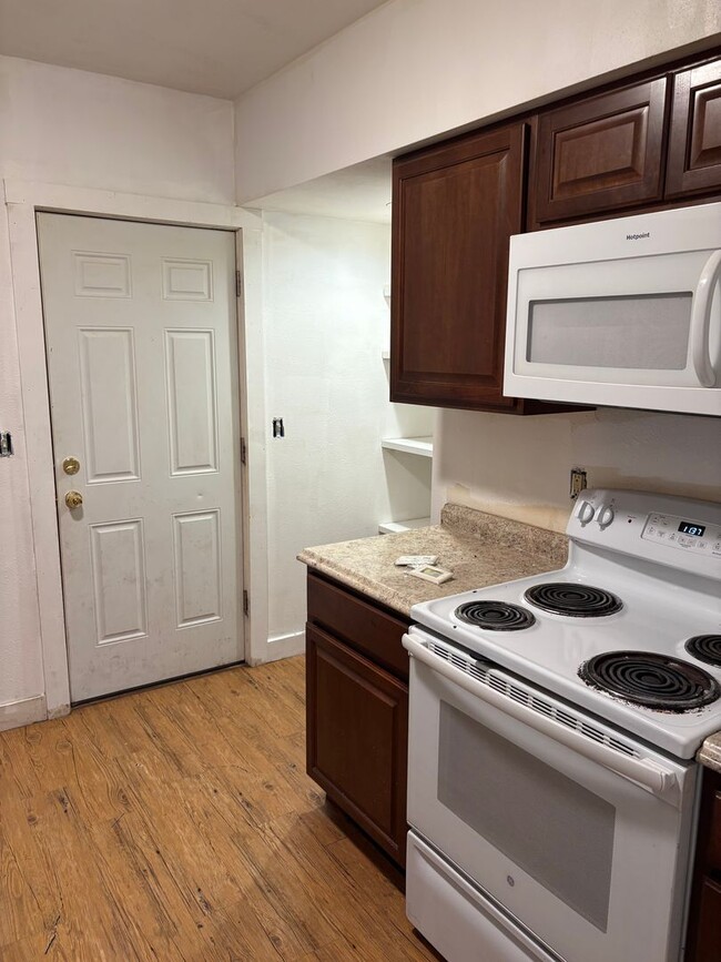 Photo - 424 N Pearl St Unit 424 N Pearl