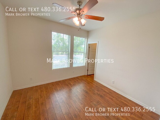 Photo - 3842 E Alfalfa Dr