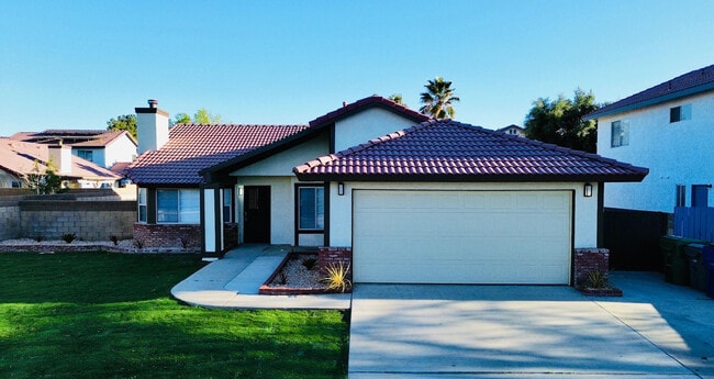 1532 Michelle Ave