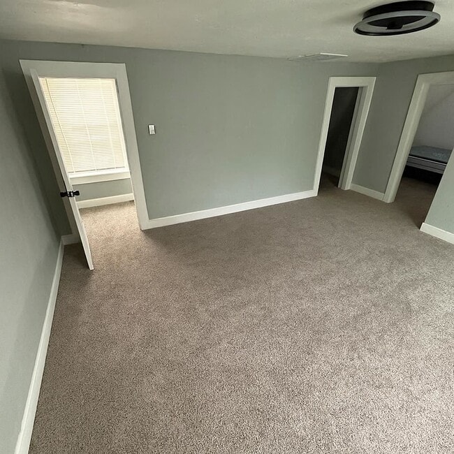 Photo - 919 Summer St