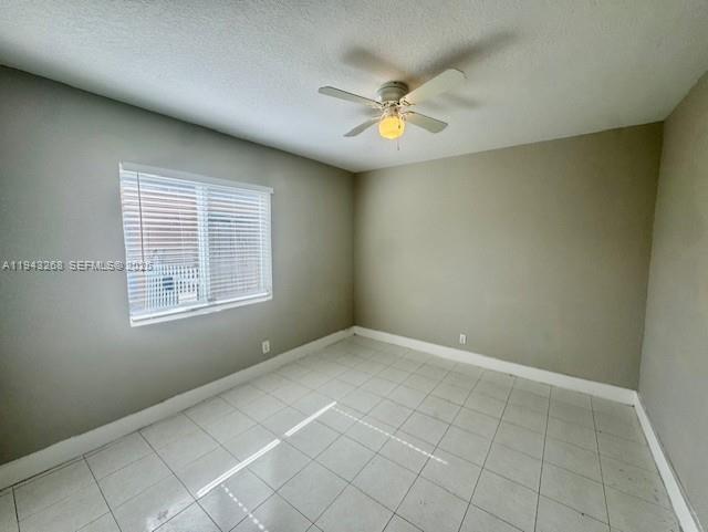 Photo - 260 SW 8th Ave Unit B