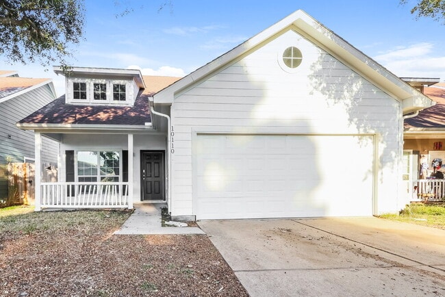 Building Photo - 10110 Berrybriar Ln