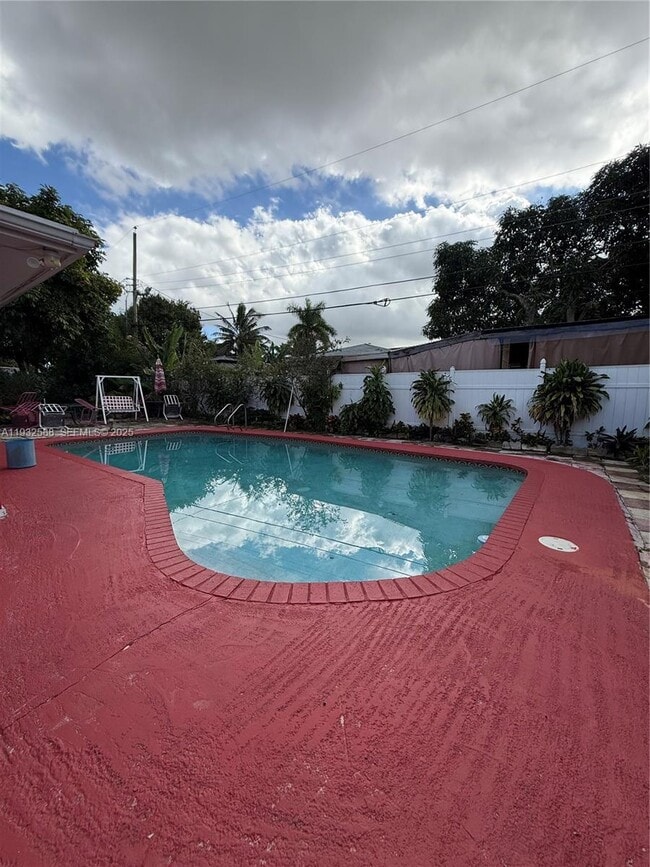 Photo - 3830 SW 11th St Unidad 3830