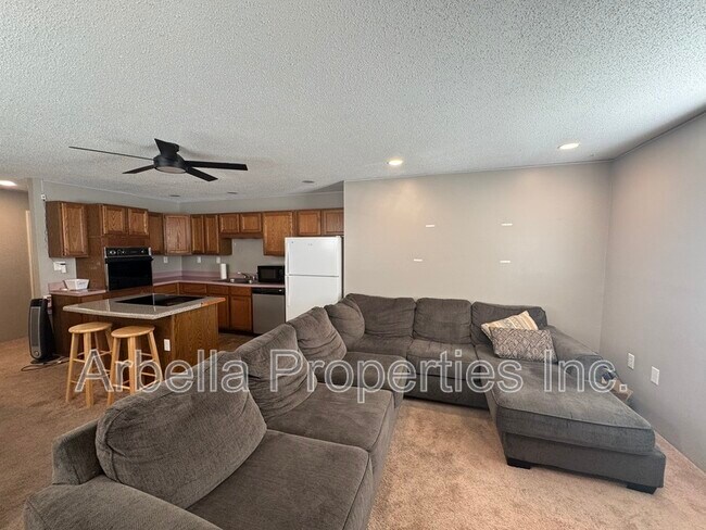 1324 Virginia St