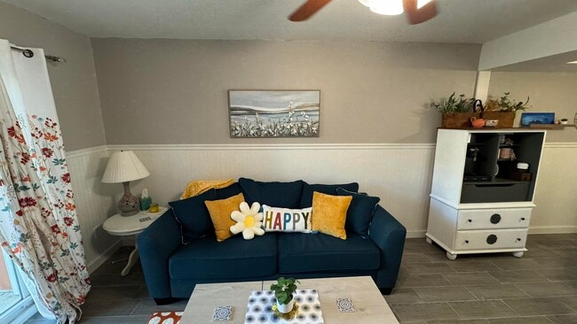 Photo - 209 W Miracle Strip Pkwy Unidad APT F104