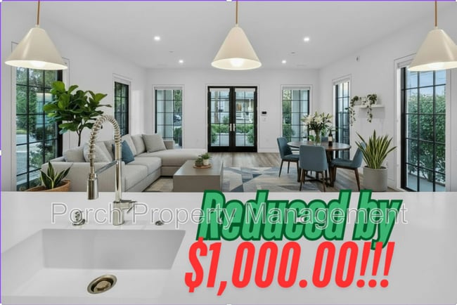 Building Photo - 207 E Intendencia St