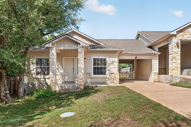 Building Photo - 1002 Castile Rd