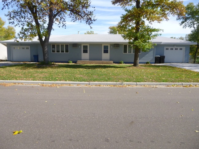 Building - Twin Homes