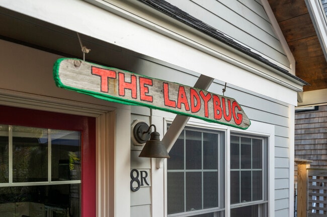 Photo - 8R Norwood Ave