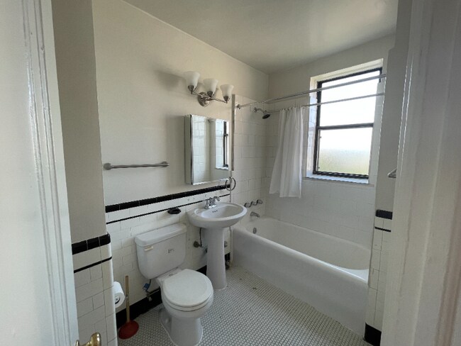 Photo - 1263 W Pratt Blvd